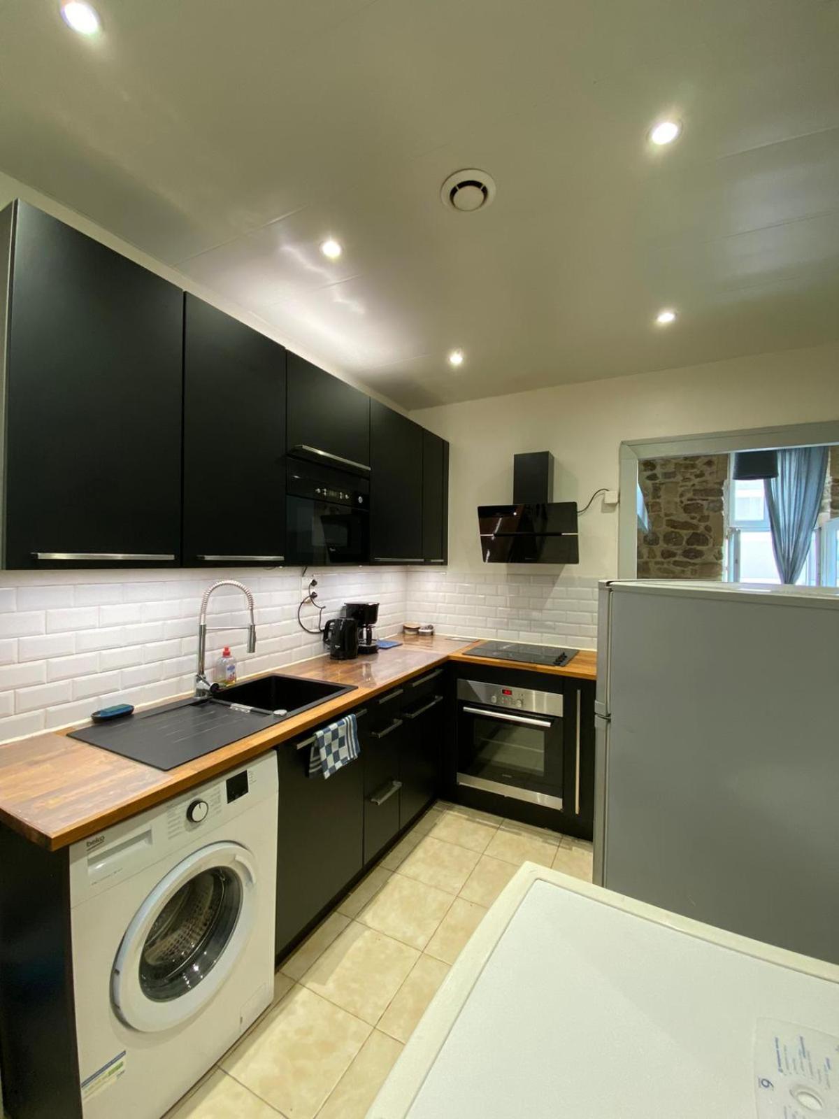 Appartement Centre Avec Climatisation Et Balcon *