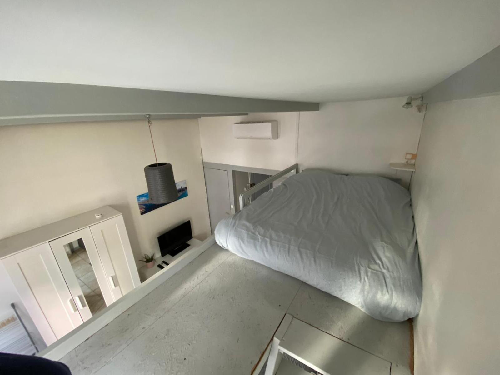 Appartement Centre Avec Climatisation Et Balcon *
